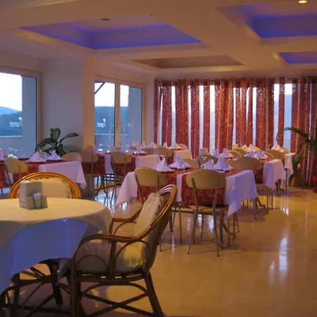 2 Bed, 2 Bath On Private Site Within 300 Metres Of The Beach Lejlighed Bogazici
